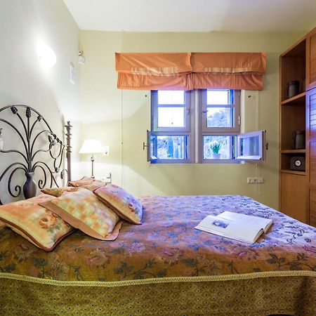 Elia Junior Suite In Epidavros With Shared Pool เนอา เอปิดาวรอส ภายนอก รูปภาพ